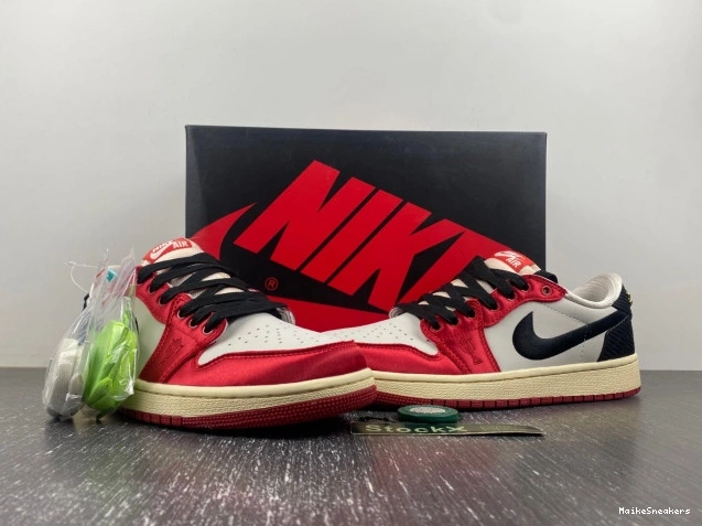 MaikeSneakers Jordan FN0432-017 1 Low Home OG x Trophy Air Room 0806